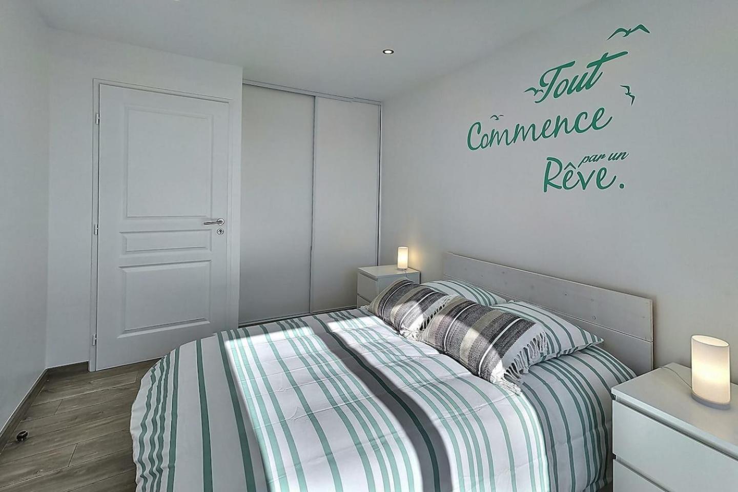 Le Voltaire - Balcon - 2 Chb - 3 Lits - 2 Min Gare Et Cente-Ville - Mon Groom Troyes Eksteriør billede